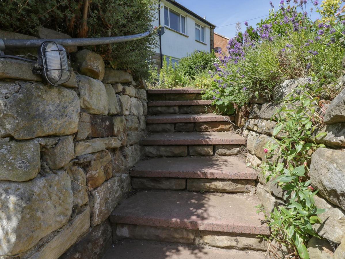 Sea Change Whitby Exterior photo